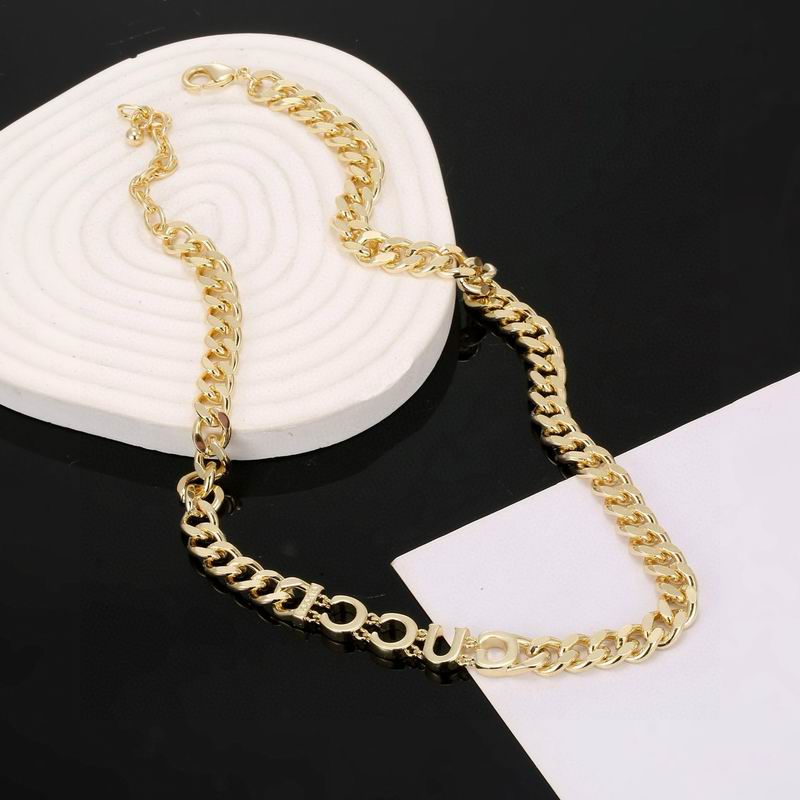 Gucci Necklace 09yxx151